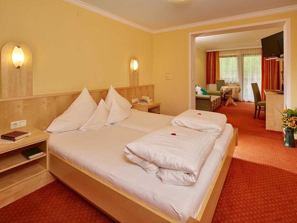 Hotel Gasthof Schoepf Längenfeld Buitenkant foto