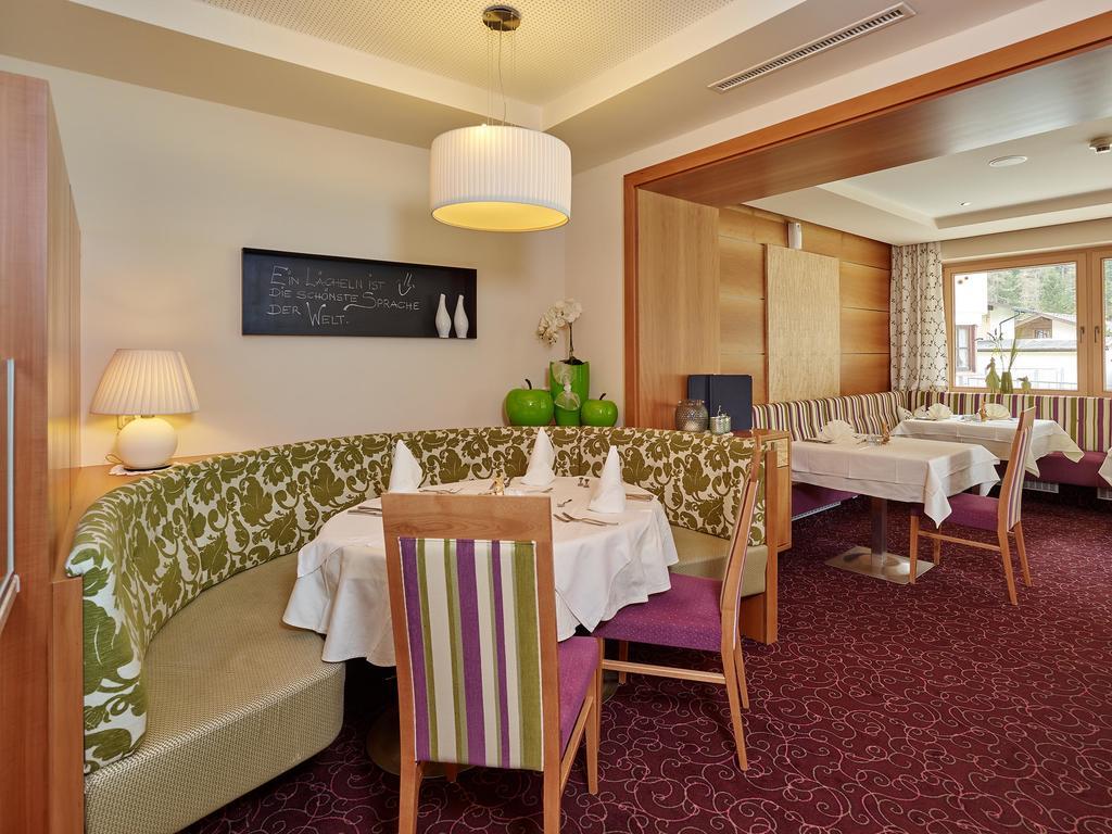 Hotel Gasthof Schoepf Längenfeld Buitenkant foto