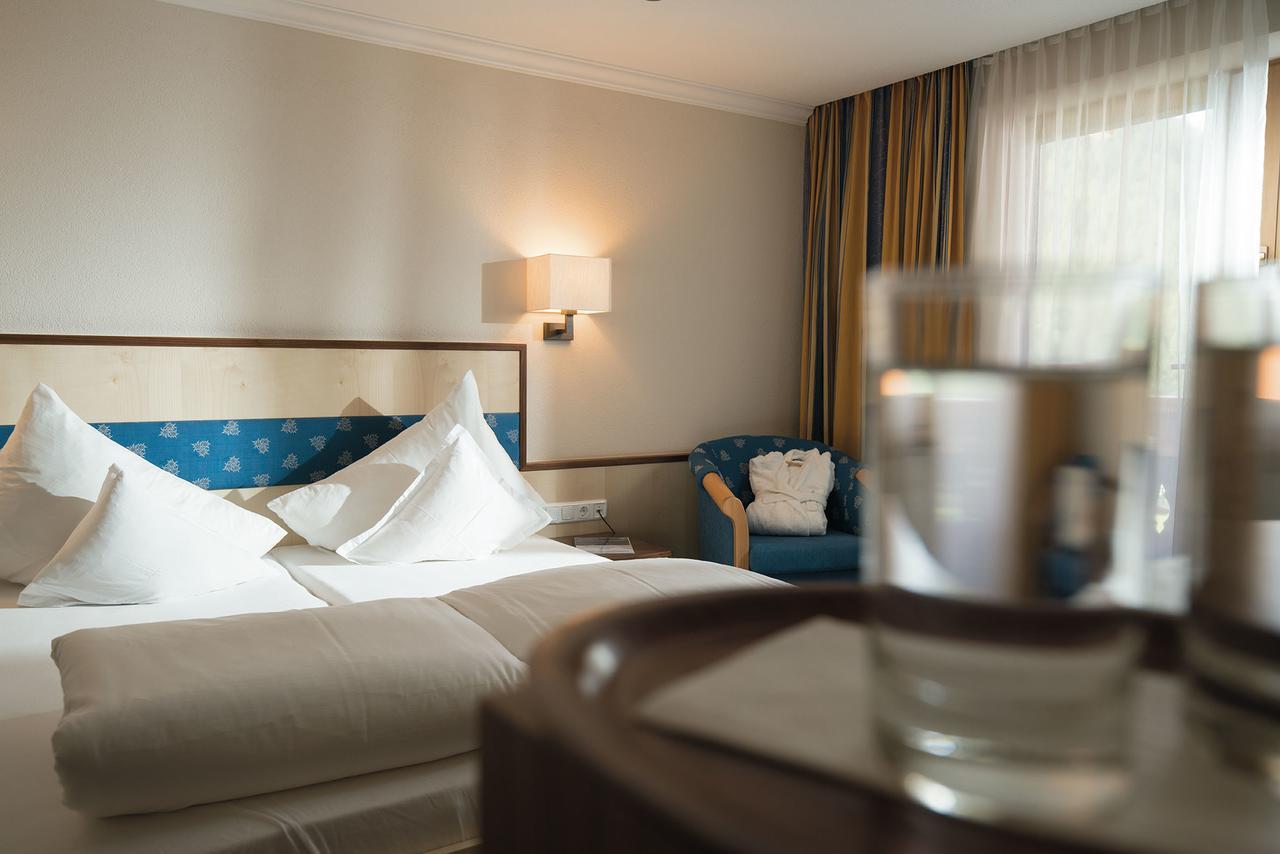 Hotel Gasthof Schoepf Längenfeld Buitenkant foto