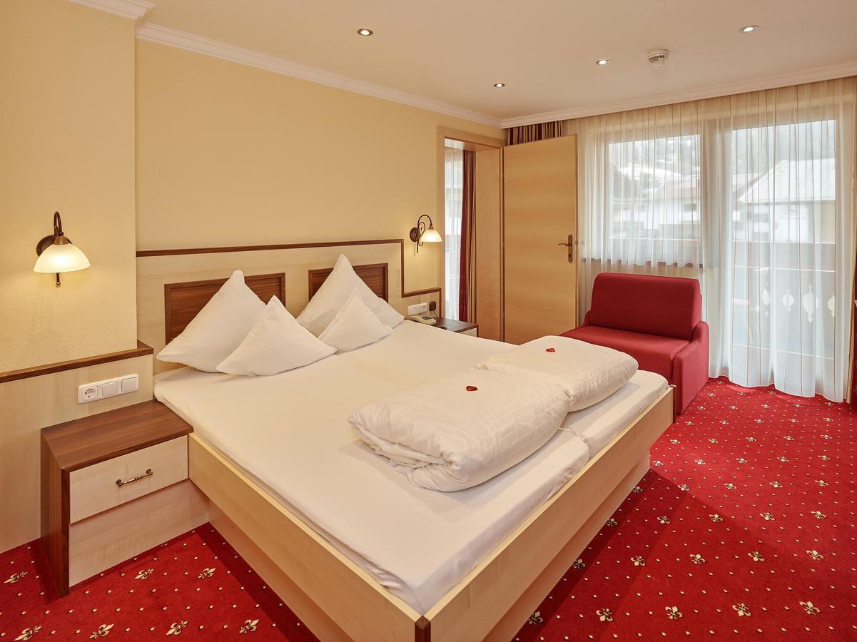 Hotel Gasthof Schoepf Längenfeld Buitenkant foto