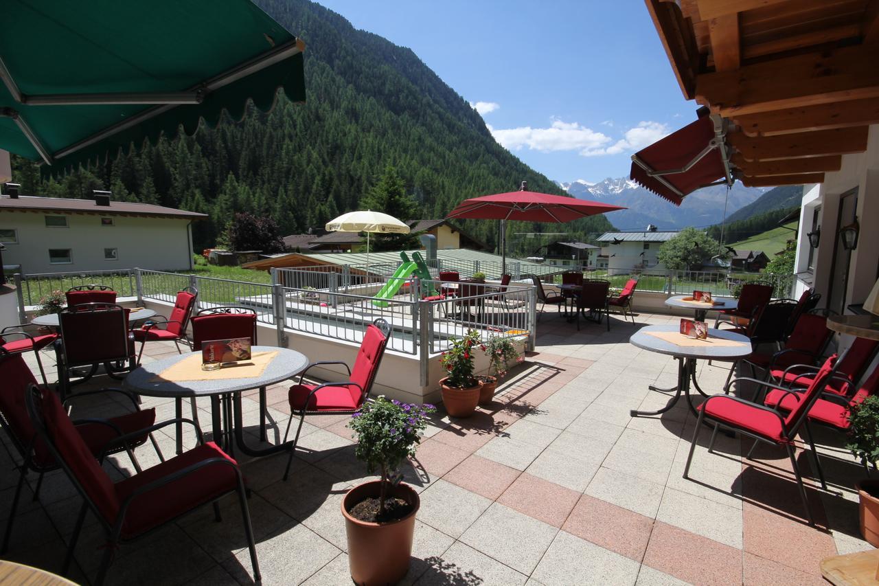 Hotel Gasthof Schoepf Längenfeld Buitenkant foto