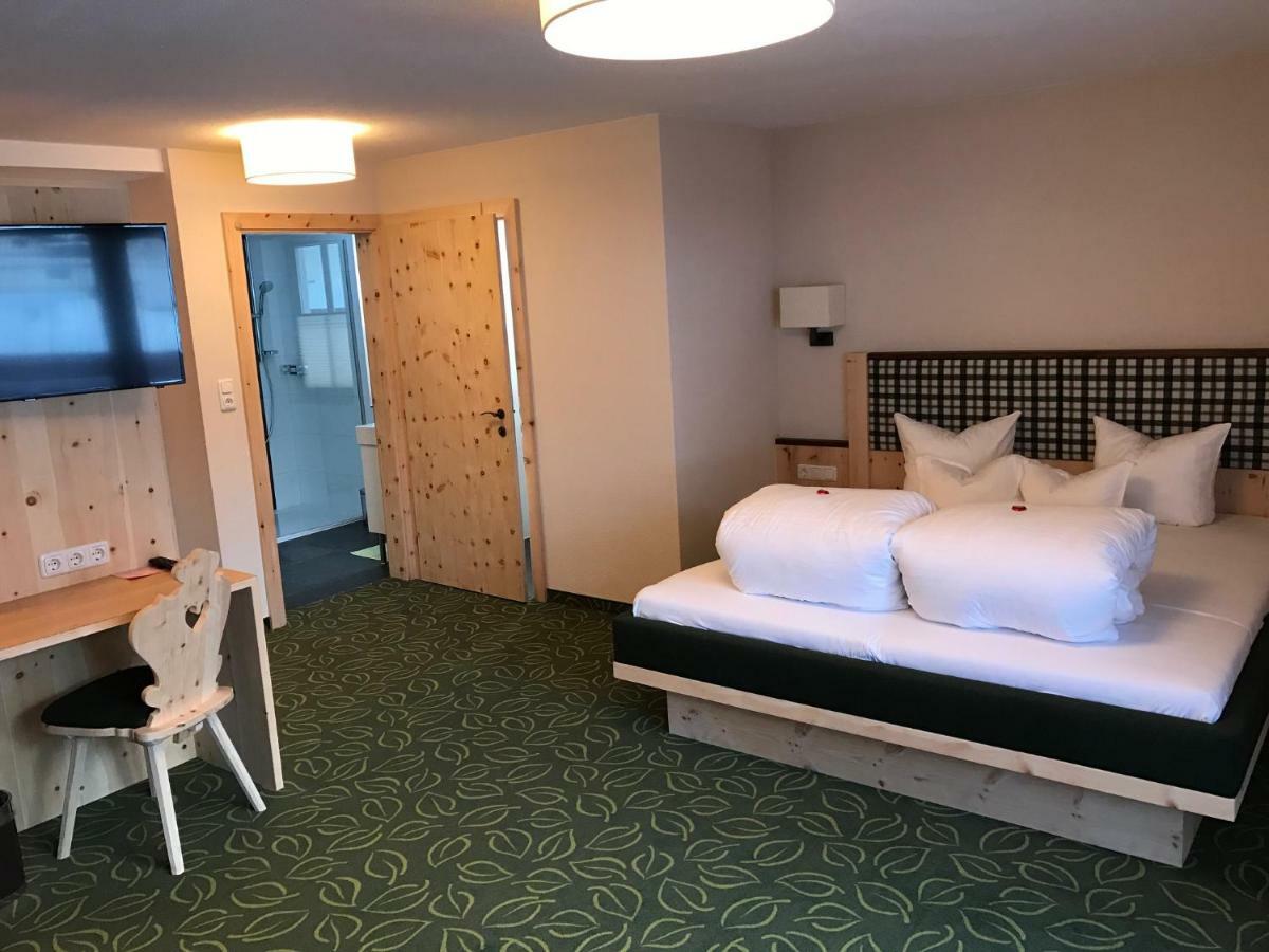 Hotel Gasthof Schoepf Längenfeld Buitenkant foto